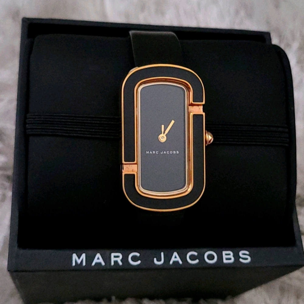 Marc Jacobs watch